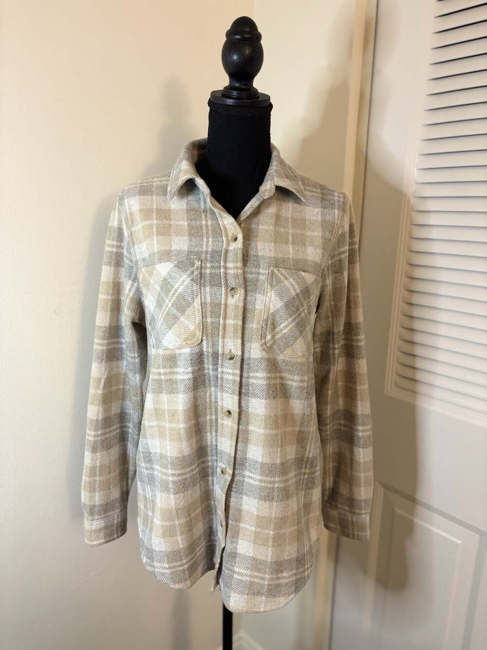 BeachLunchLounge Collection Women's Plaid Button Front Shacket Pockets S